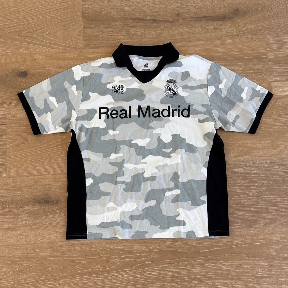 Aeropostale Men's Real Madrid Camo V Neck Soccer Top Size L Gray White Black
